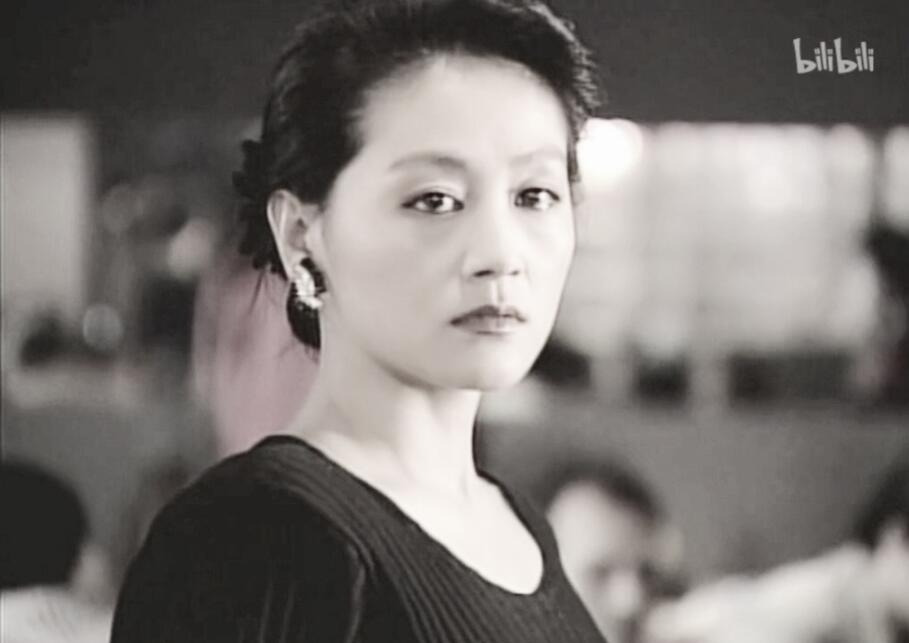 �������Ϲ���˭ ��Ӣ�Ϲ��߷�