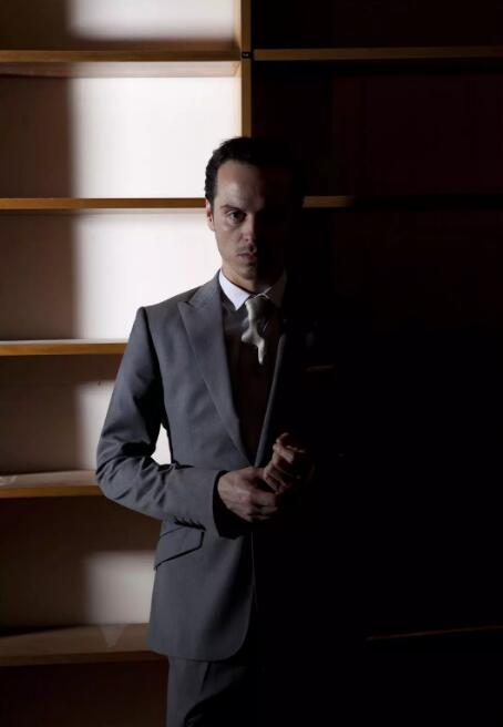 Ī���ǵ���˭ Ϊʲô��ǹ��Ҳû��