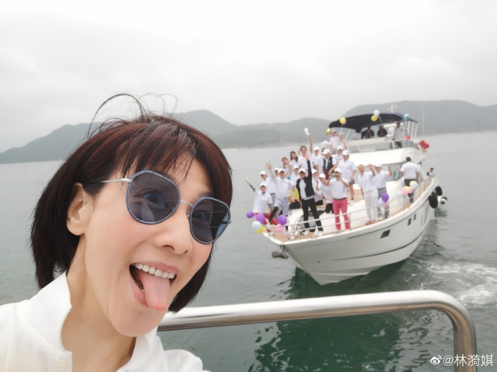 ����ݼ������� ����ݵ��Ϲ���˭