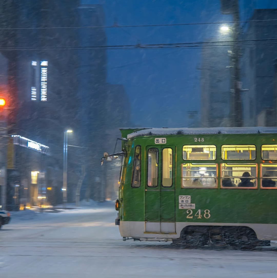 又霸气又高冷的女生头像 背景图片盘点