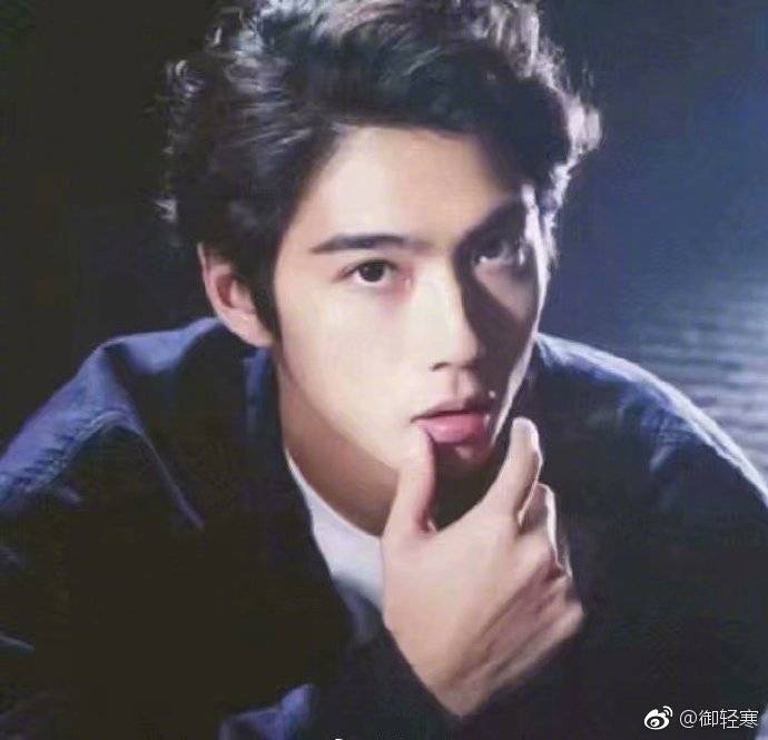 �������˼������Ǯ�� ��������Ů������˭