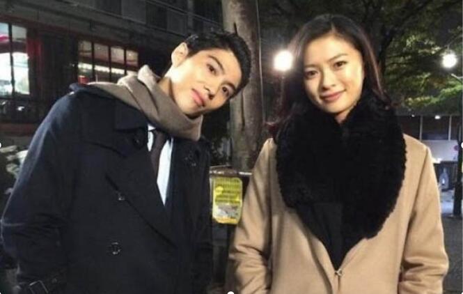 �������˼������Ǯ�� ��������Ů������˭