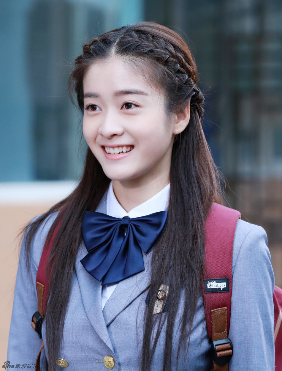 ţ���ĵ�Ů������ѩӭ��Ƭ ţ�������Ǹ���ѧ����