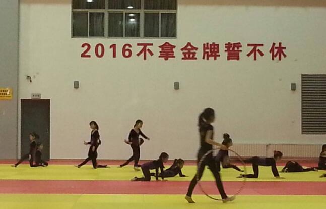 ʲɲ����У�������� �������Ǻü�����������ѧУ