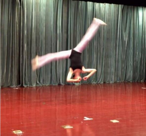 ʲɲ����У�������� �������Ǻü�����������ѧУ