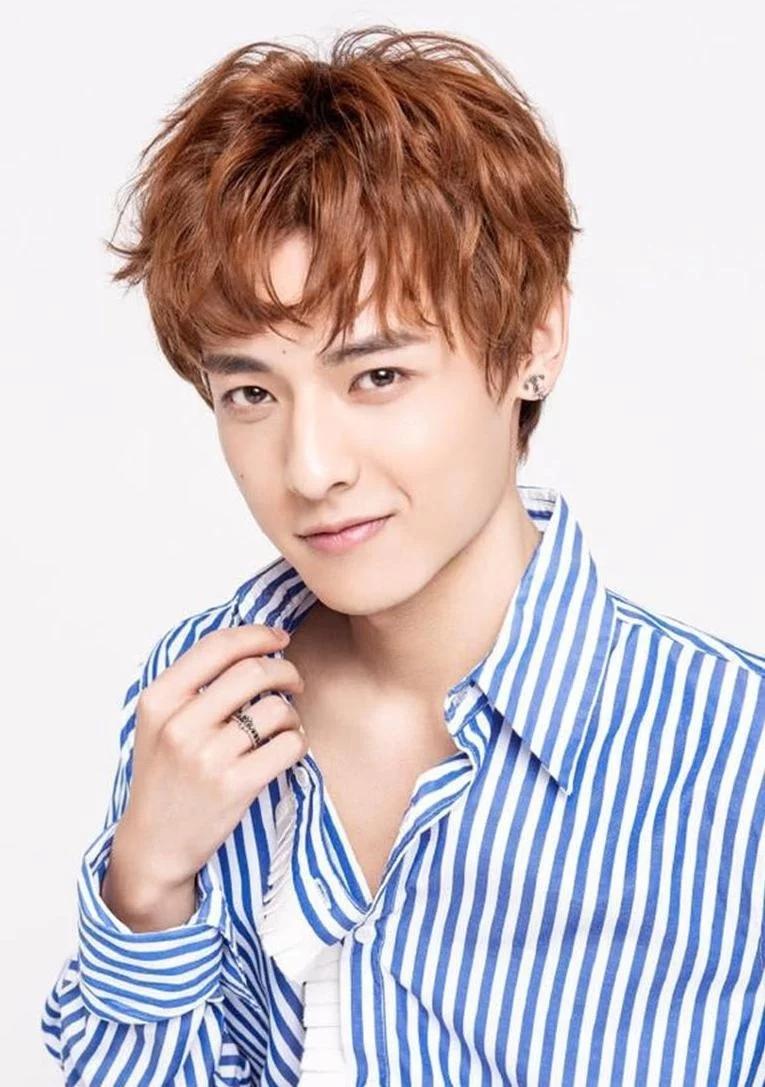 é�ӿ����ؿ�����ʲô��ϵ é�ӿ�΢������ô���׵�����ӱ