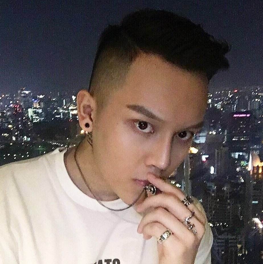 С������ricky�������Ͻ��� ������ʲô��˾���۶���