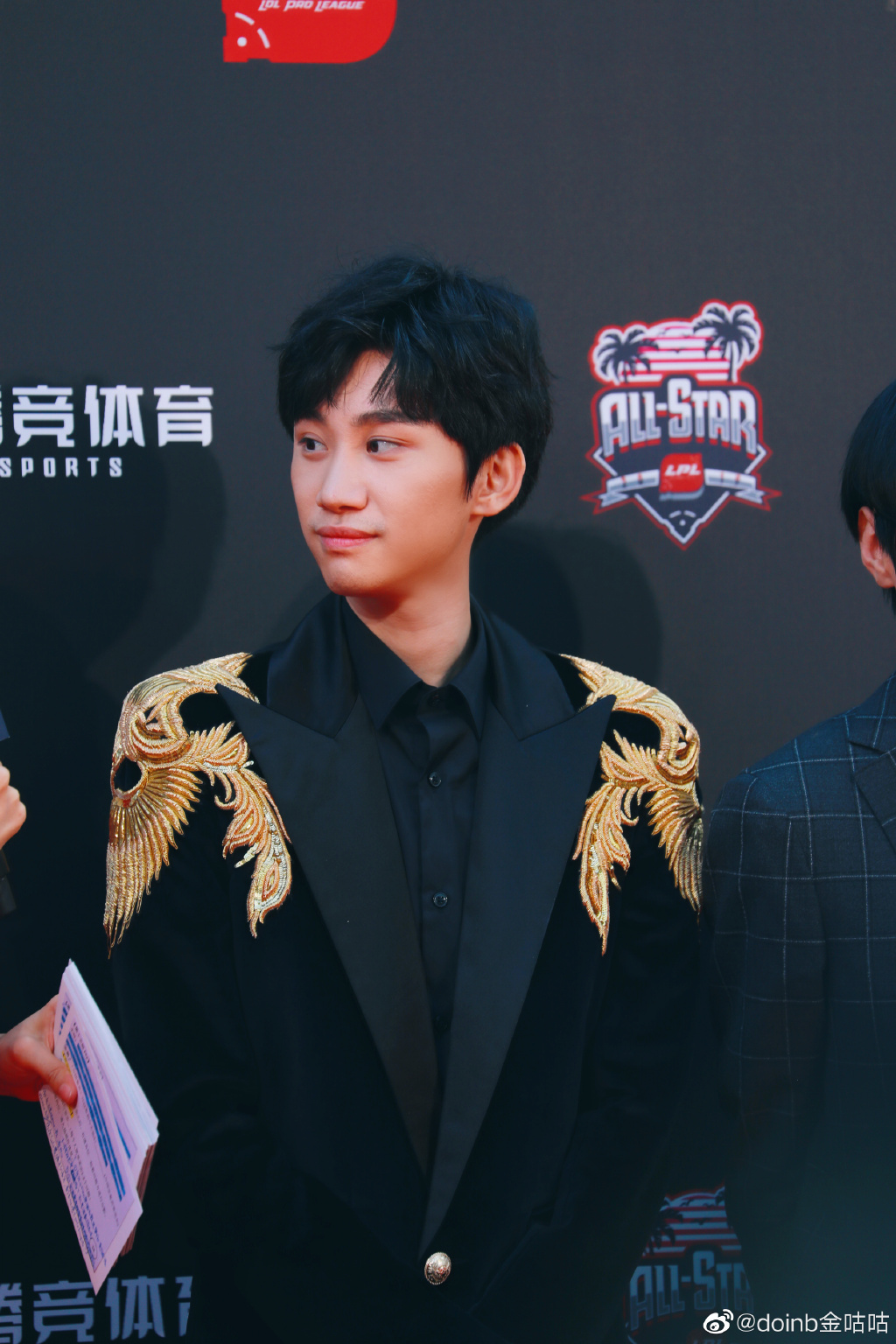 Doinb�ǹ¶�ԺԺ����ʲô�� ��Ϊʲô��������