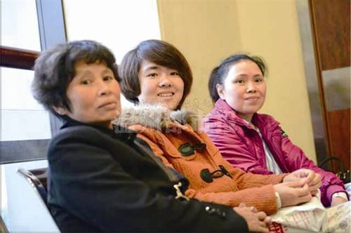 女子寻亲养母竟是亲妈 养母和生母谁更亲
