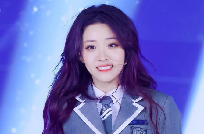 ���ֱ���������ͼƬ �ڡ��ഺ����2����û���پ�ͷ