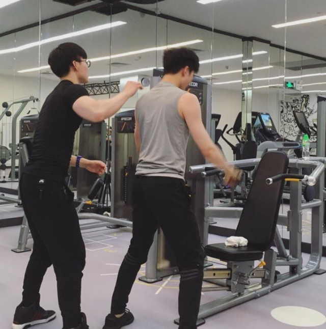 ���ΰ˧��8�鸹������Ƭͼ ���ΰ������������Ƭ