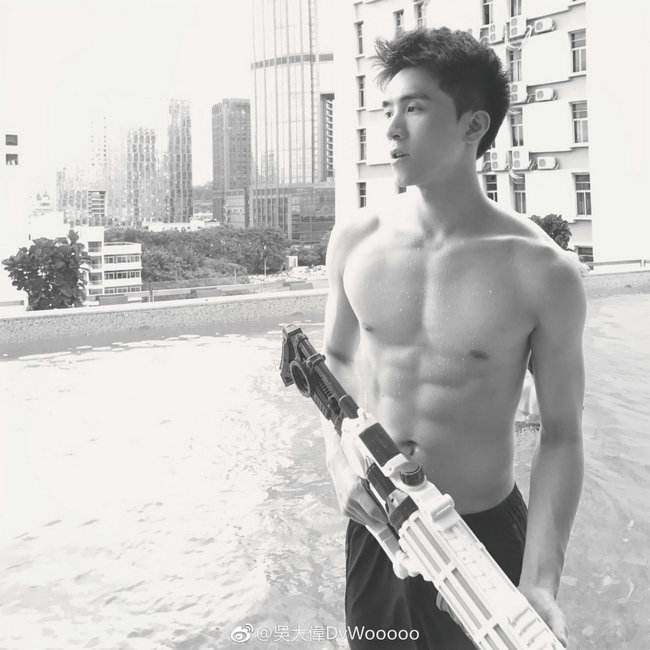 ���ΰ˧��8�鸹������Ƭͼ ���ΰ������������Ƭ