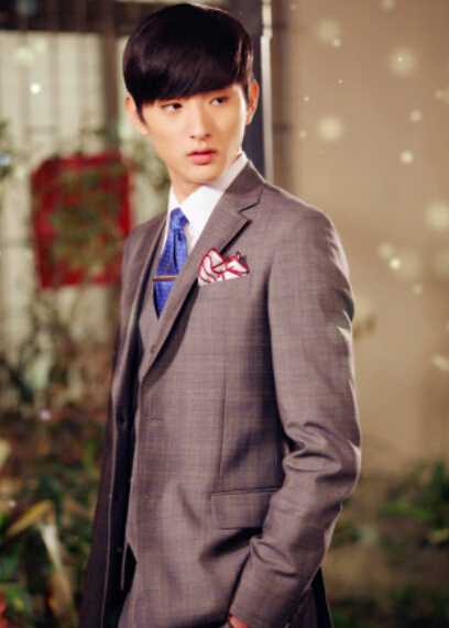 ��Сͮ�ͺ�½��ô��ʶ�� ��СͮΪʲô���ϴ�ѧ