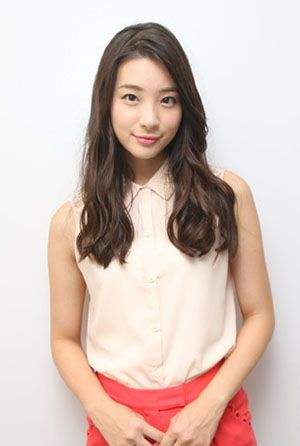 足立梨花臀部性感写真图 足立梨花有没有拍过AV片