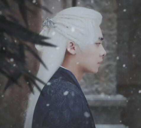 ����˫�ǡ���Ħ���۾���ô�� ��Ħ���۾�������