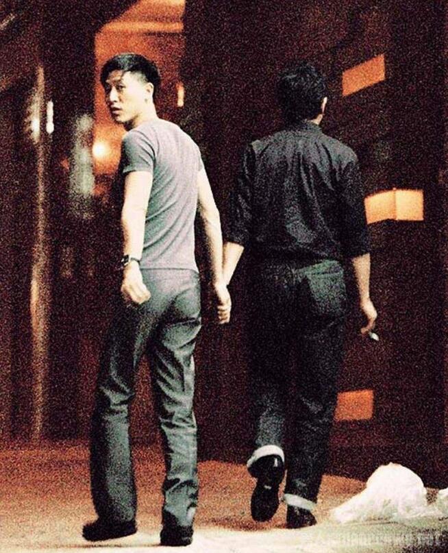 �ƺ׵�Ϊɶ��ϲ��Ů�� �ƺ׵�������״�����