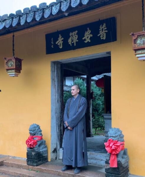 �������Ժ����˿�˭ �����Ժ�Ҫ��˭���չ�����