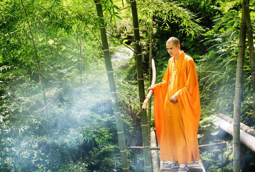 �������Ժ����˿�˭ �����Ժ�Ҫ��˭���չ�����