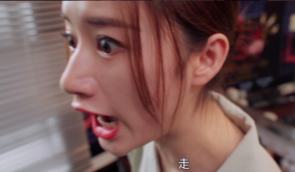 �������ĸ����͹�˾ �Ϻ���������Ӱ�Ӵ�ý���޹�˾