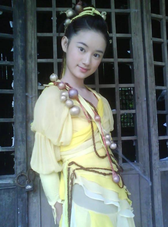 �������ĸ����͹�˾ �Ϻ���������Ӱ�Ӵ�ý���޹�˾