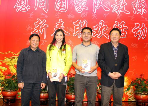 ���Ҷӽ���Աѡ�α�׼ ���Ҷӽ������ǹ���Ա��