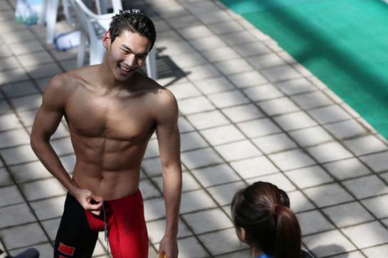 ����������ݵĸ������� ������Ҷʫ������Ů������