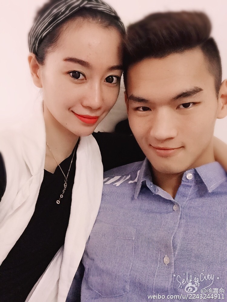 ����������ݵĸ������� ������Ҷʫ������Ů������