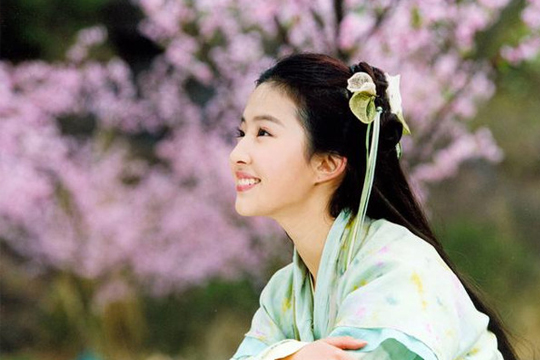 �����ɹ���ձ��޾���ͼ ����ӱ�����˭��Ư��