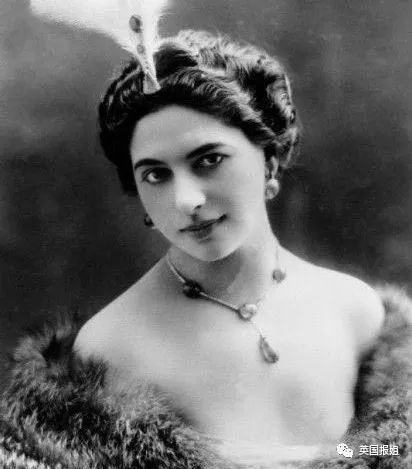 �˸����Ӻ���ѻ ��ʵ�¼���������������ѵ��¼