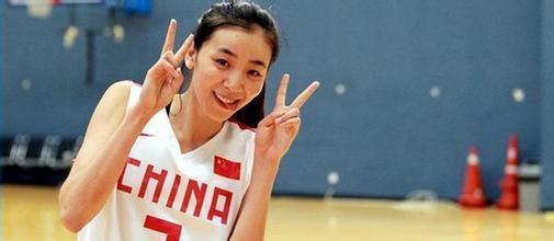 女篮赵爽和谁怀孕是假消息 赵爽比基尼性感照片