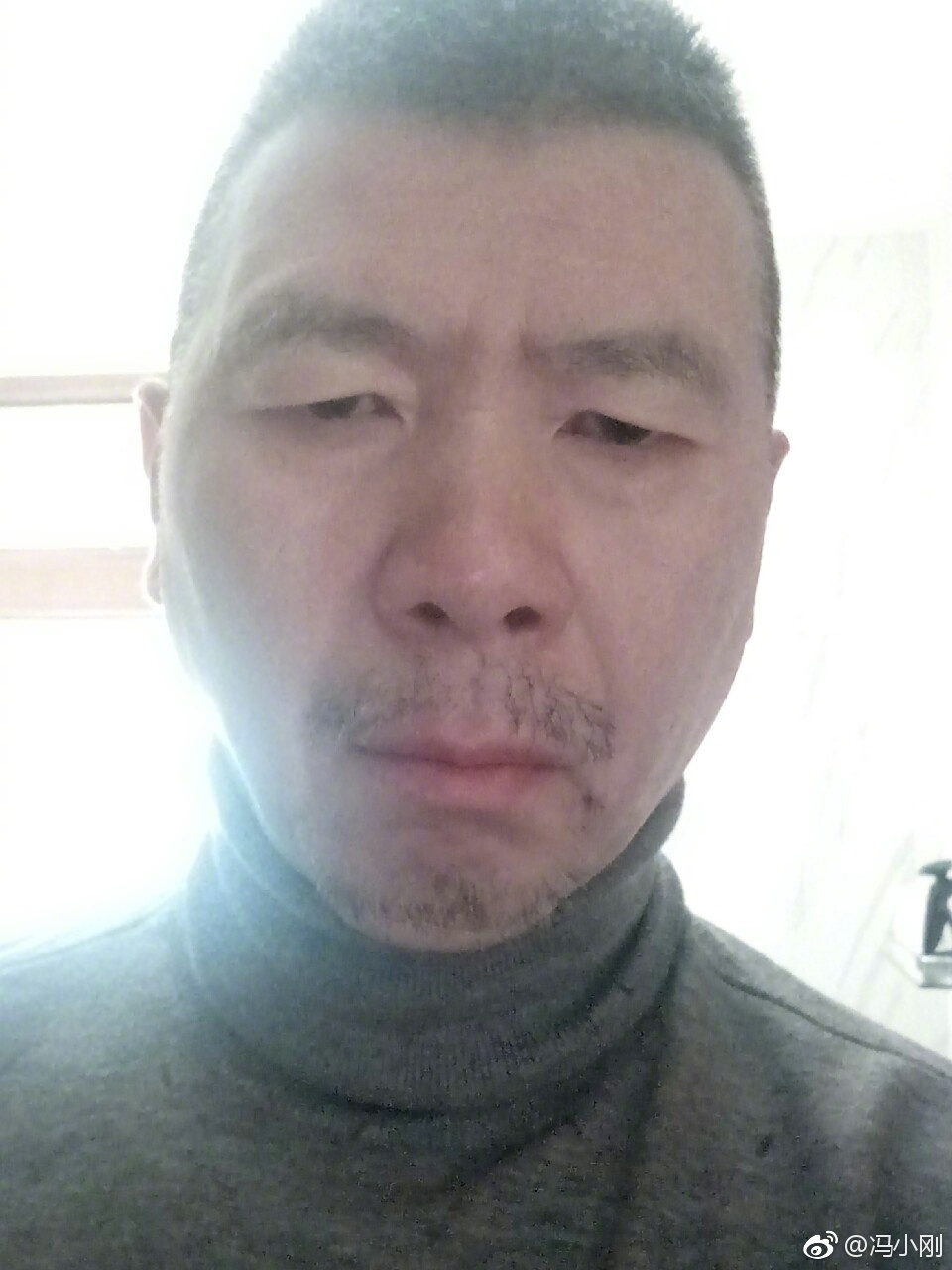 ��С�հװ߲������������ ���װ߲����µ���Ƭ�ع�