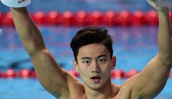 ��Ӿ�����εĸ�ĸ��Ƭ ������Ϊʲô�а���