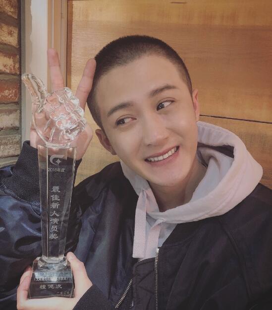 ̴����Ϊʲô�а��� ����������ô��ô���ձ���