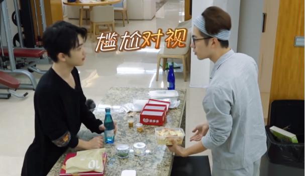 �����Ϻͳ�ѧ����ʲô��ϵ ����ͥ������������ΪʲôӢ����ô��