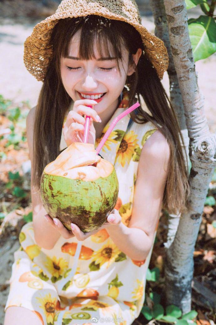 ��Сլ�����Ѷ�����������Ƭ ��СլΪʲô���ϴ�ѧ��ô��Ǯ