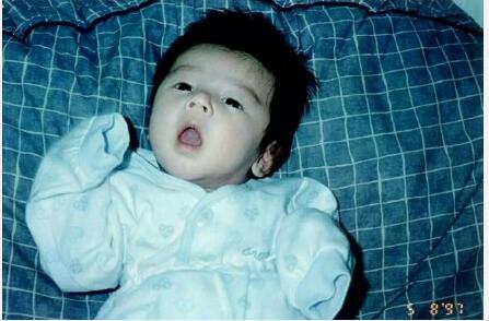 车银优为什么叫脸蛋天才、车东九、阿童木 车银优童年照片