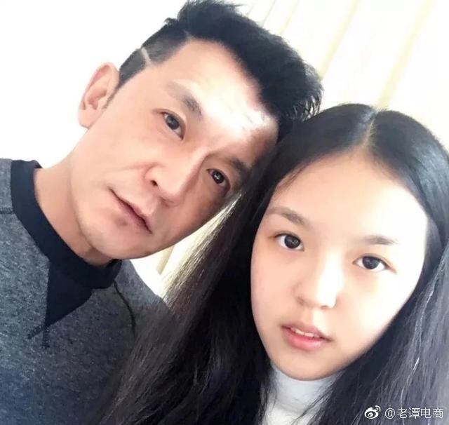 李咏是汉族法图麦李为什么是回族 李咏曾演讲谈法图麦未来男朋友问题