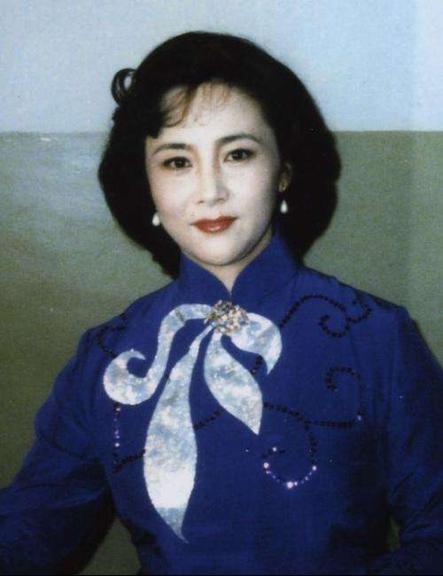 �������ǹ˶��ѵ�Ů���� ��������״���