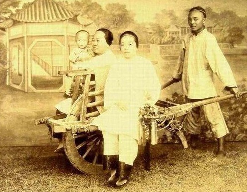 ��С�ŵ����������Ƭ �Ŵ�Ů�˹�С�ŵ�ԭ����ɶ