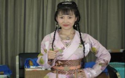 ��Ů���q��������ļٵ� ���q�μӳ�Ůʱ����Ƭ�ع�