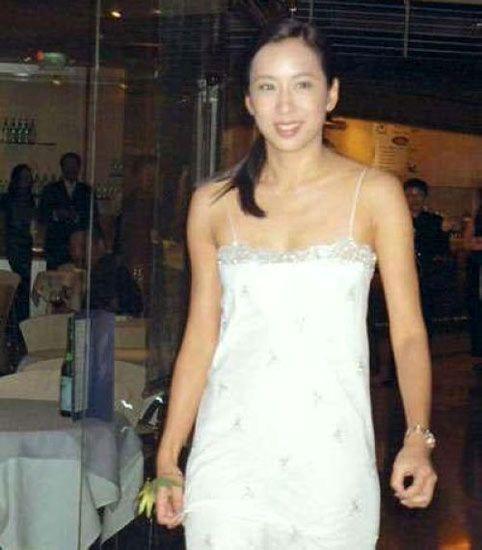 港姐朱玲玲为何离婚 最美港姐朱玲玲照片