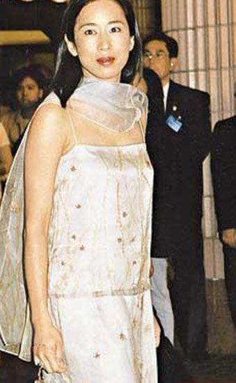 港姐朱玲玲为何离婚 最美港姐朱玲玲照片