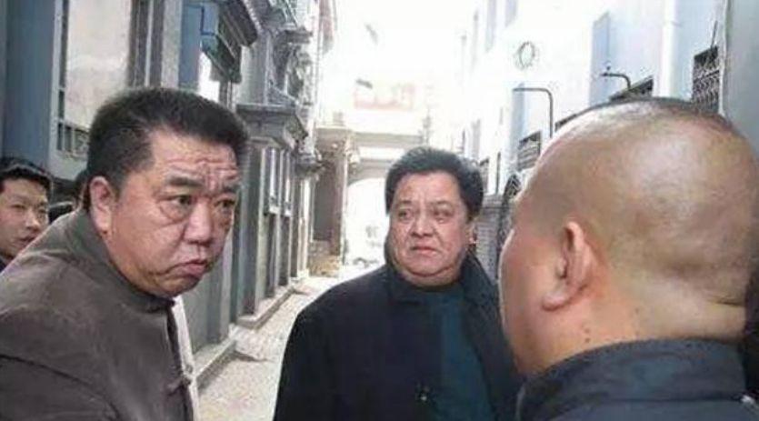 �ϸ������ǰ���ʻ��Ǳ���� ͨ�׵����˼��ʲô