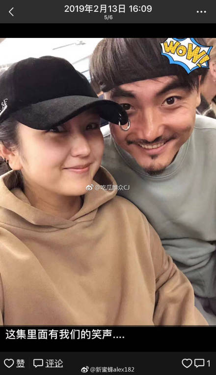 �ν���ڽ������ ������״�ܺ�һ�����˸�Ů��������Ƭ��