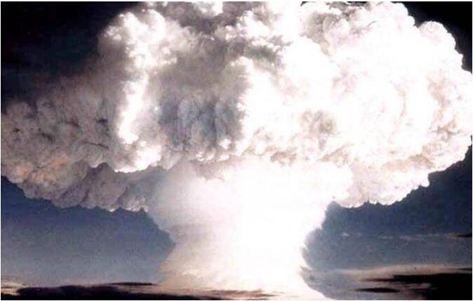 �ⵯ��ը���к���Ⱦ�� 1�����ⵯ�ܻ��������