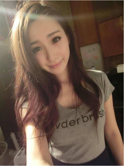 ����ҫ��Ů�����Ͻ�ϼ��Ƭ ����ҫΪʲôû�г���