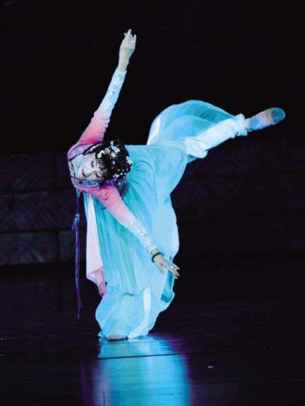 �赸�ҳ°���������λ� ��Ϊʲôͣ��ʮ����û����