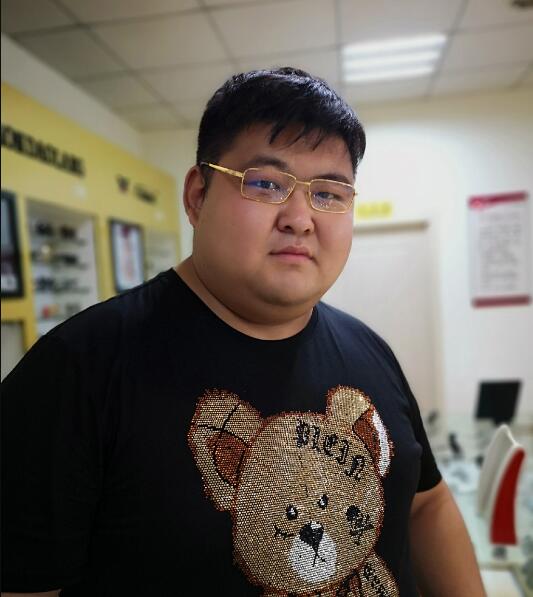 敖日格乐现在怎么样 他被踢蛋后续怎样蛋被踢踢碎了吗