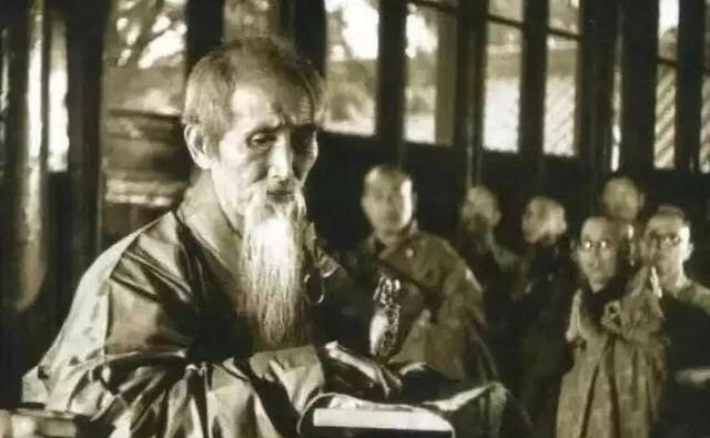 ��˵�����Ϻ���ת����˭ ��̸�Լ���ǰ����˭