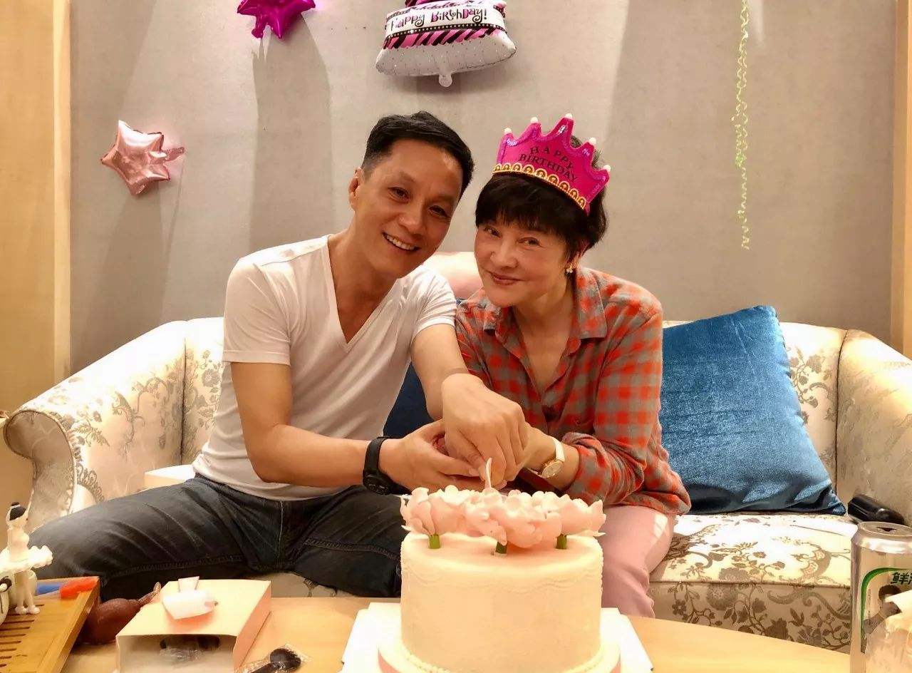 ���Ӿ��з�Զ����÷������� ����÷�ÿ�����Զ������ô